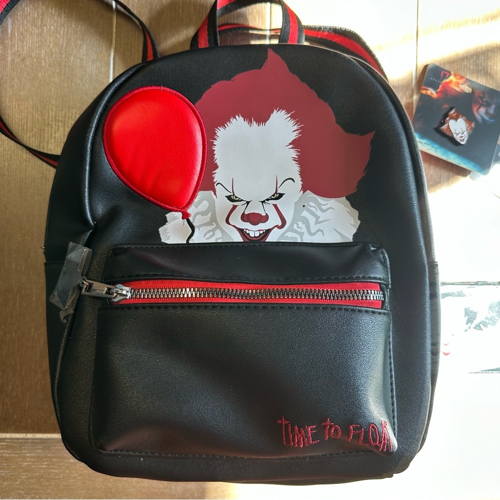 It Chapter 2 Pennywise Mini Backpack with Cardholders and Lapel Pin Set